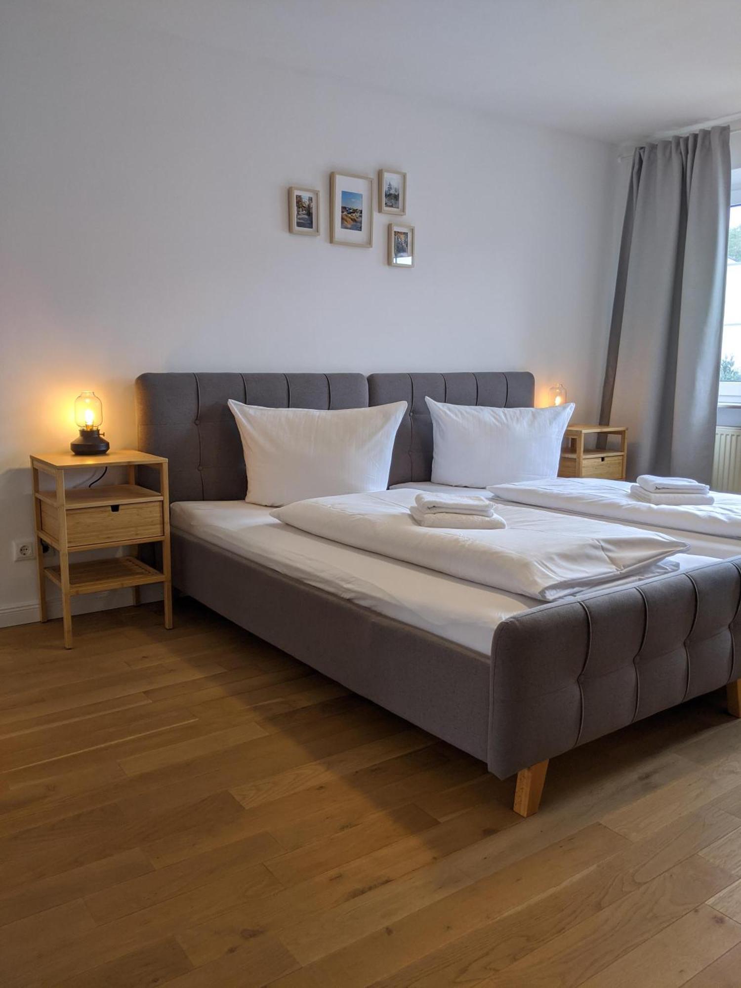 Ferienhaus Stadtblick Bad Marienberg Ruang foto
